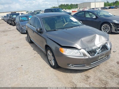 VOLVO S80 2011