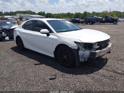TOYOTA CAMRY 2018