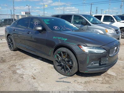 VOLVO S90 2021