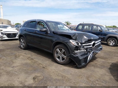 MERCEDES-BENZ GLC 300 2022