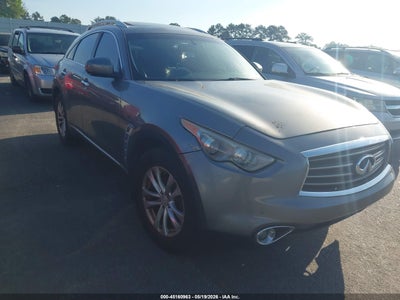 INFINITI QX70 2014