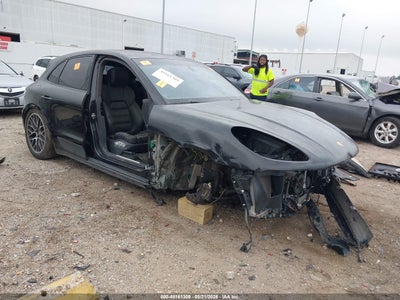 PORSCHE MACAN 2015