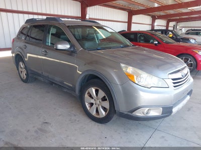 SUBARU OUTBACK 2011