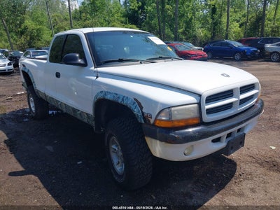 DODGE DAKOTA 2000