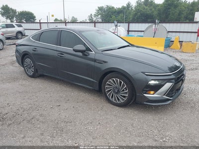 HYUNDAI SONATA HYBRID 2025
