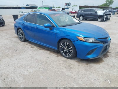 TOYOTA CAMRY 2018