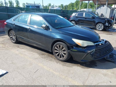 TOYOTA CAMRY HYBRID 2015