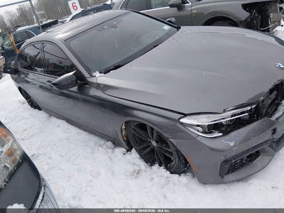 BMW 750I 2016
