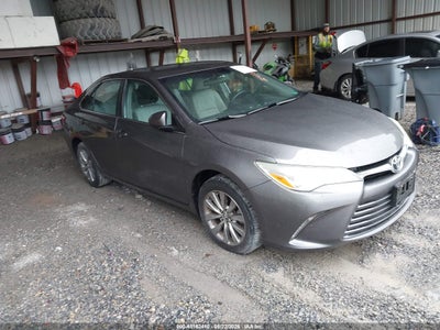 TOYOTA CAMRY 2016