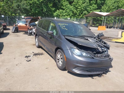 CHRYSLER PACIFICA 2017
