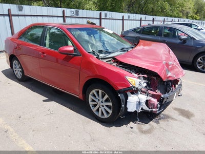 TOYOTA CAMRY 2012