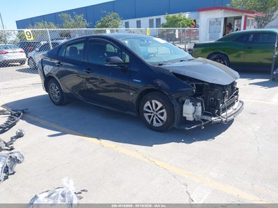 TOYOTA PRIUS 2016
