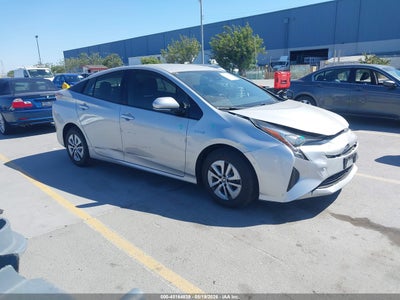 TOYOTA PRIUS 2017