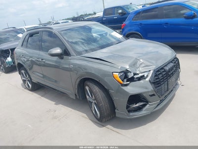 AUDI Q3 2021