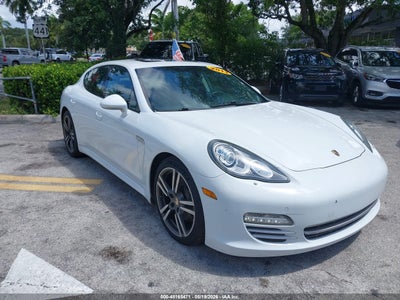 PORSCHE PANAMERA 2013