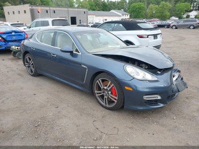 PORSCHE PANAMERA 2012
