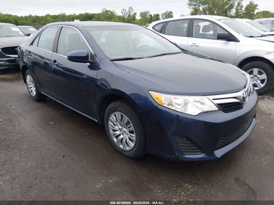 TOYOTA CAMRY 2014