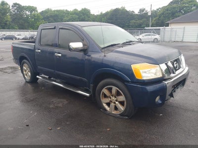 NISSAN TITAN 2010