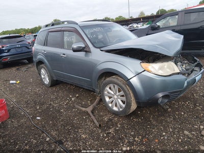 SUBARU FORESTER 2012