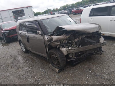 SCION XB 2012