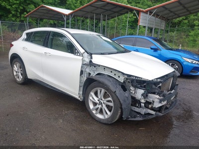 INFINITI QX30 2017