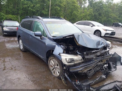 SUBARU OUTBACK 2015