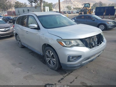 NISSAN PATHFINDER 2017