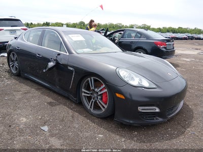 PORSCHE PANAMERA 2011