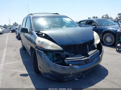 TOYOTA SIENNA 2008