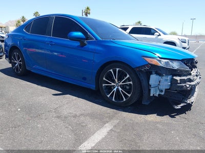 TOYOTA CAMRY 2020