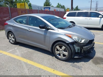 HYUNDAI ELANTRA 2013