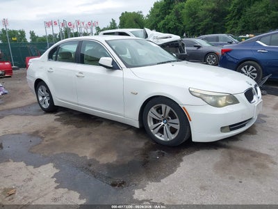 BMW 528I 2010