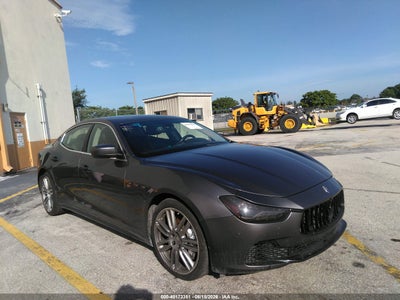 MASERATI GHIBLI 2014