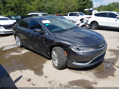 CHRYSLER 200 2015