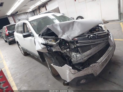 SUBARU OUTBACK 2014