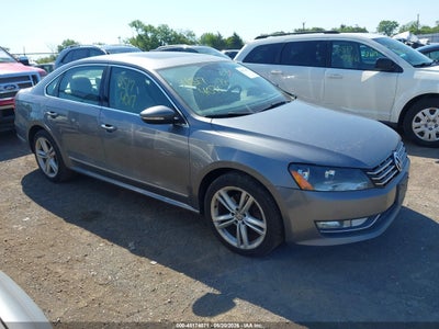 VOLKSWAGEN PASSAT 2012