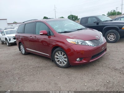 TOYOTA SIENNA 2015