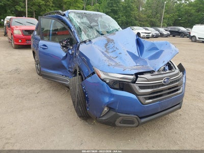SUBARU FORESTER 2025