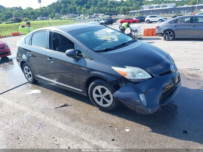 TOYOTA PRIUS 2012