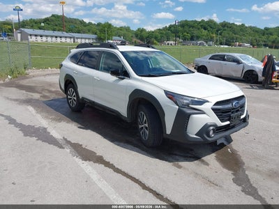 SUBARU OUTBACK 2023