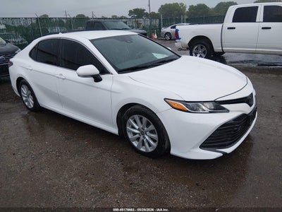 TOYOTA CAMRY 2020