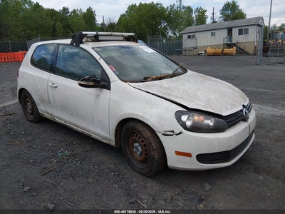 VOLKSWAGEN GOLF 2010