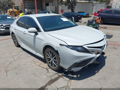 TOYOTA CAMRY HYBRID 2024