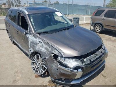 MITSUBISHI OUTLANDER 2017
