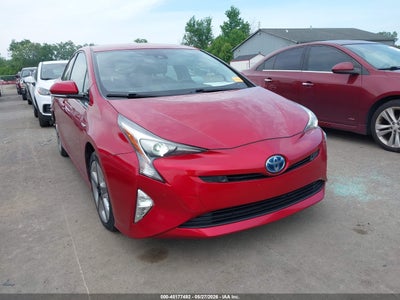 TOYOTA PRIUS 2017