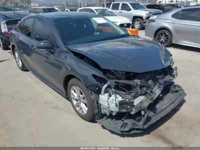 TOYOTA CAMRY 2025