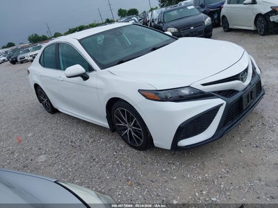 TOYOTA CAMRY 2021
