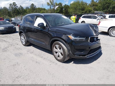 VOLVO XC40 2020