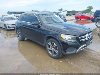 MERCEDES-BENZ GLC 300 2016