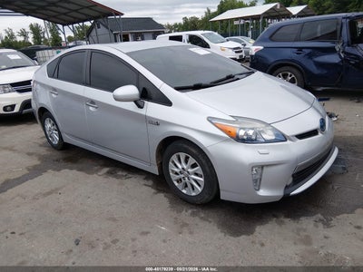 TOYOTA PRIUS PLUG-IN 2012